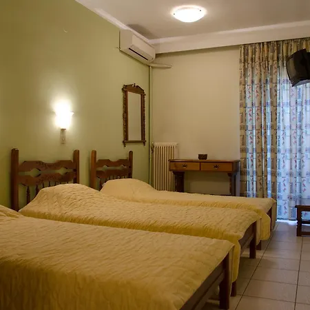 Costis Ξενοδοχείο 2*